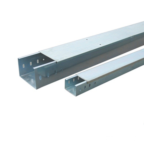 托盤(pán)組合式橋架成為我們供電的橋梁